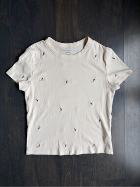 American Eagle Outfitters Cream Ribbed Tee with Small Pink Floral Embroidery